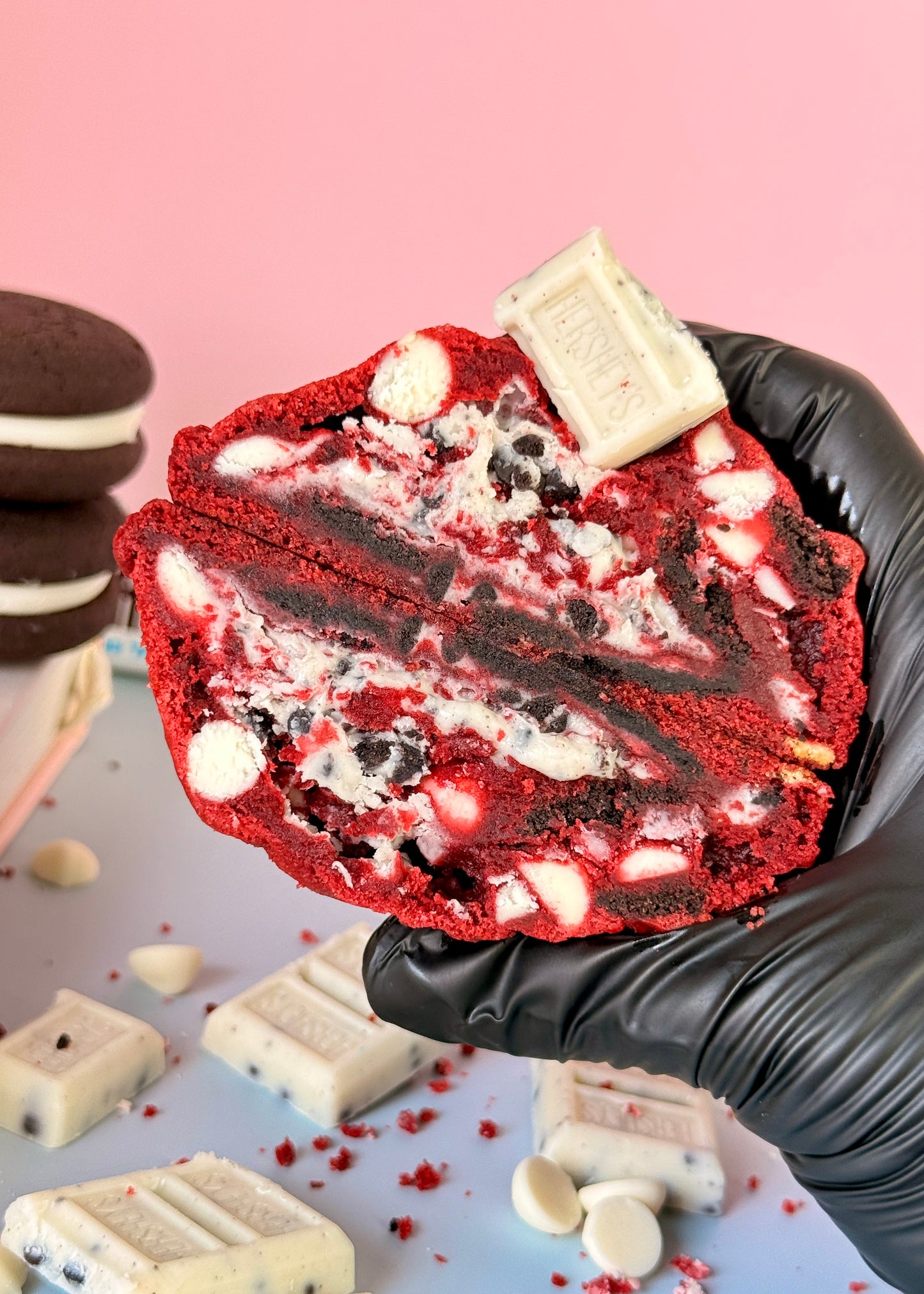 Red Velvet Cookies n’ Cream